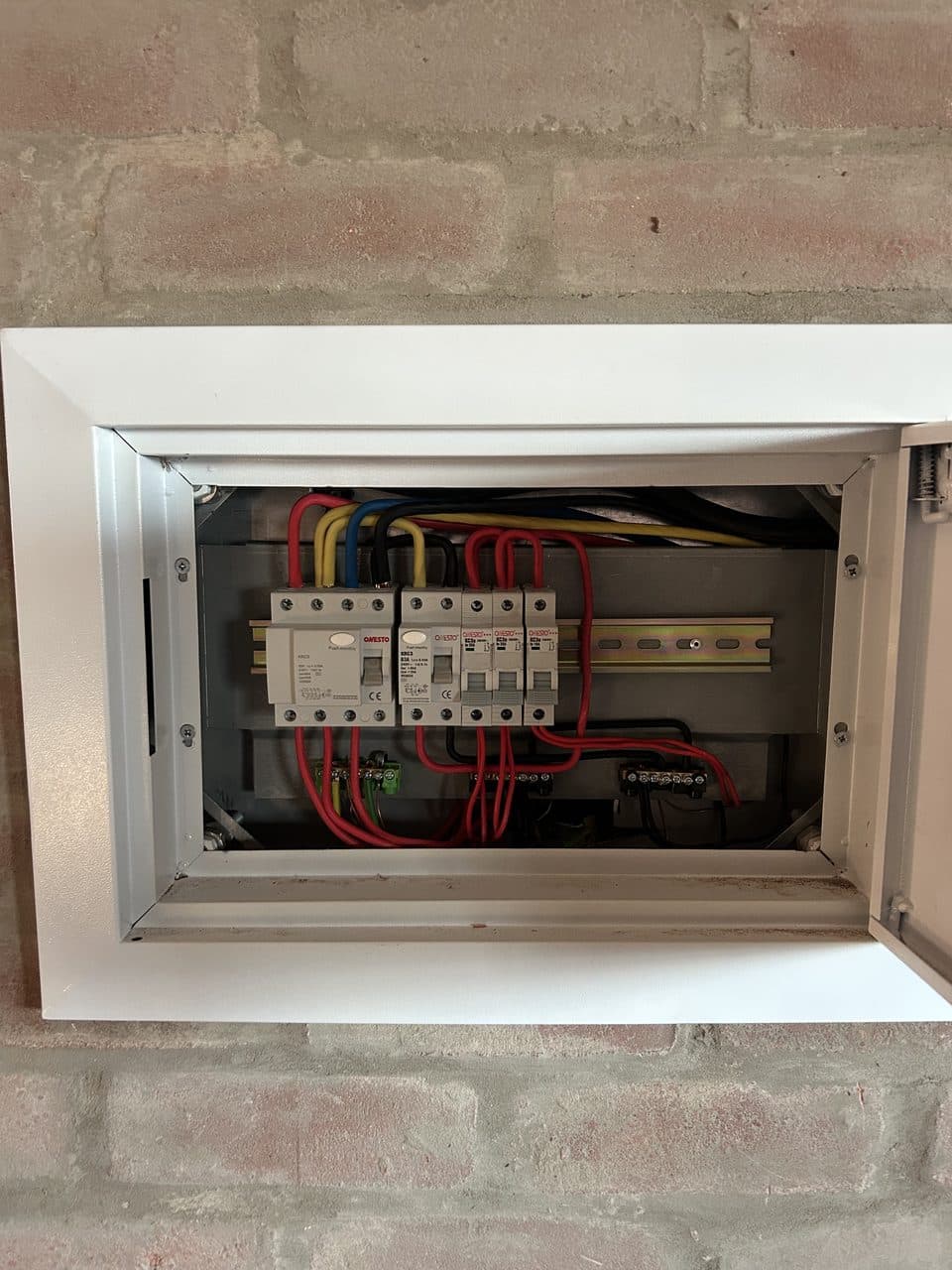 Neatly wired distribution board installed by Sky Projects electricians